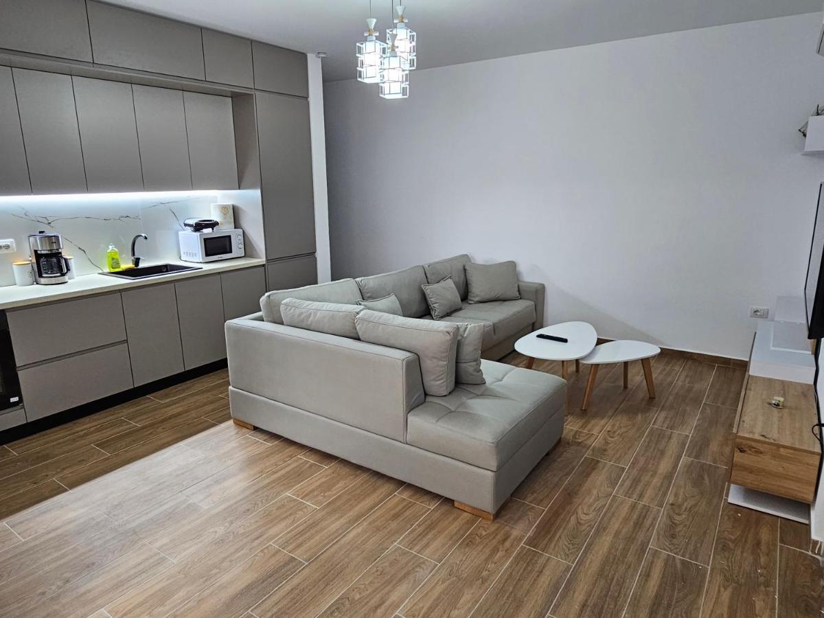 Sea & Sun Apartment Vlore