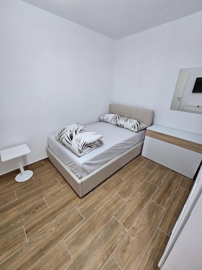 Apartment Sea & Sun Vlore