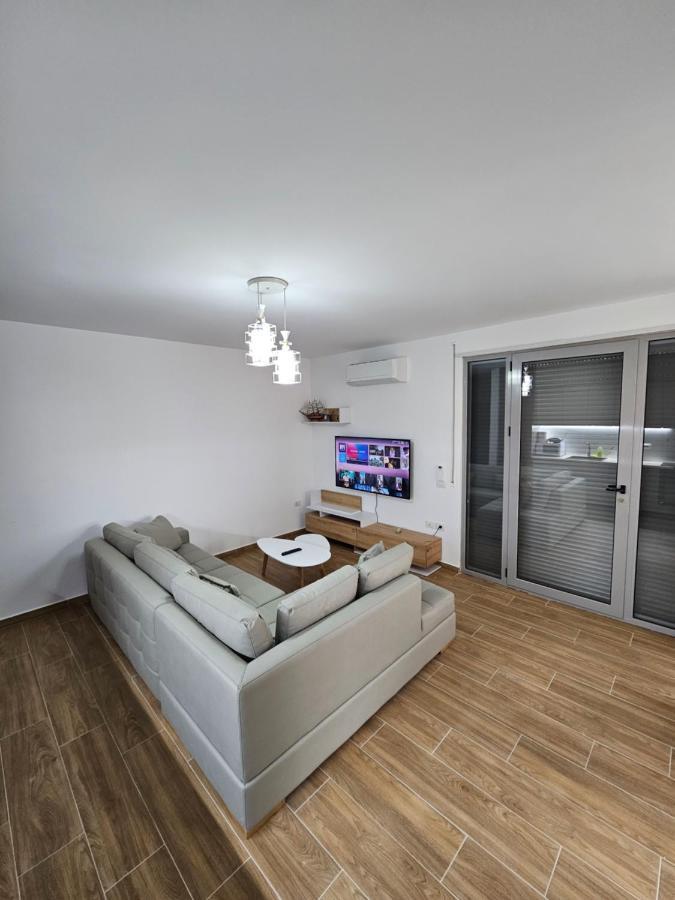 Sea & Sun Apartment